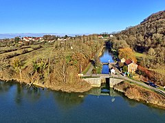 L'écluse et le tunnel fluvial côté aval.