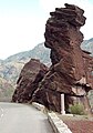 Roccia ostentante la forma d'una figura femminile, sovrastante le Gole di Daluis, detta «Guardiana delle Gole» (Gardienne des Gorges)