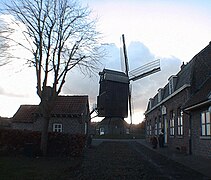 L'estaminet et le moulin.