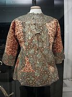 Manteau de couronnement médiéval hongrois