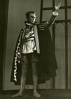 Lennart Tollén i Hamlet på Helsingborgs stadsteater 1960.