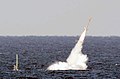 Tir d'un Tomahawk depuis le SSGN USS Florida, lors de l'exercice naval « Giant Shadow », au large des côtes des Bahamas.