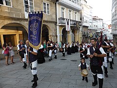 Os Brigantinos, en las fiestas de San Roque.