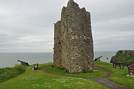 Les ruines du château de Tenby (en).