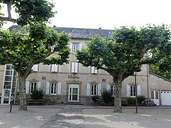 Skyline of Lédergues