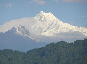 Kantjendjunga sett frå Gangtok i Sikkim Foto: Siegmund Stiehler