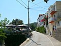 Hauptstraße im Sommer