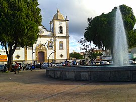 Praça dos Andradas com o Santuário de Nossa Senhora da Piedade ao fundo