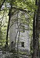 Ein Überbleibsel der ehemaligen Abbautätigen im Naturschutzgebiet: der Trafoturm