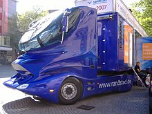 Colani-Sattelschlepper beim Werbe-Auftritt, DAF Aero 3000 Truck[1]