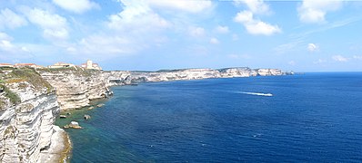 Bonifacio, tout au sud.