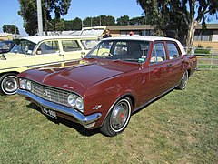 'n Holden Premier