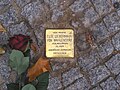 Stolperstein nach der Verlegung