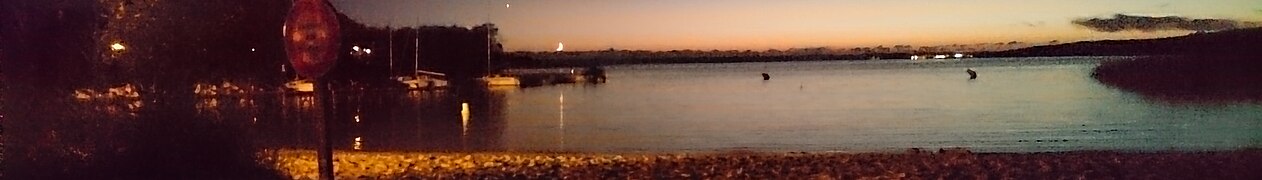 Le lac de Sanguinet la nuit