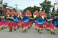 La straj dancoj dum la Sandugo festivalo en Tagbilaran