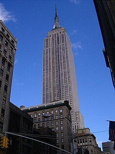 O Empire State Building, por 40 anos o maior arranha-céu do mundo, e, sem dúvidas, uma das maiores manifestações deste estilo.