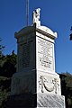 Monumento funerario a la batalla del Molino del Rey incluyendo el nombre de Antonio de León, ordenado por Ignacio Comonfort, 1865.