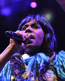 Santigold saat tampil di Boston, 2012