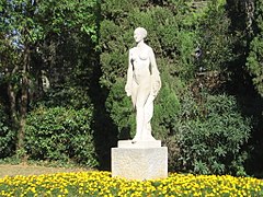 La nueche (1929), de Vicenç Navarro, parque de la Ciudadela.