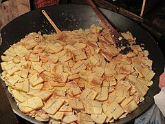 Morbiflette géante de marché de Noël.