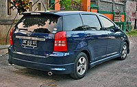 Попередній фейсліфнг Toyota Wish 1.8X "S Package"