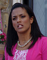 Freema Agyeman interpreta la Dottoressa Helen Sharpe