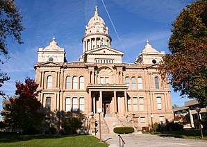 Miami County Courthouse in Troy, gelistet im NRHP mit der Nr. 75001490[1]