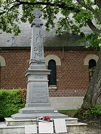 Le monument aux morts.