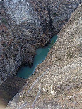 Vue de l'entrée des gorges depuis le barrage du Sautet.