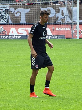 Budimir als speler van St. Pauli in 2015