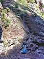 Salto con fune elastica dal ponte della Mariée, a nord delle Gole di Daluis.