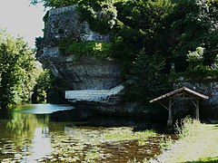 Lavoir au bord de la Dronne.