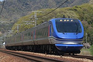 特急「スーパーはくと」 （2010年4月17日 上郡駅 - 有年駅間）