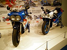 1985 GSX-R 750 (Left) & 1989 GSX-R 750 R (Right)