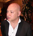 Evan Handler interpreta Dave