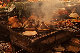 Stovetop cooking of tajine