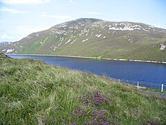 Lough Salt Mountain et sa pente raide.