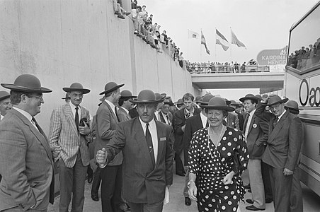 Opening A1 bij Hengelo in 1988 (Kardinaalshoed).