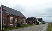 Een aantal huizen in de buurtschap