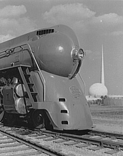 Locomotiva de ferrovia em estilo aerodinâmico (streamline) (1939)