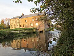 Vieux moulin sur le Noirieu.