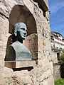 Büste am Hölderlinturm in Tübingen