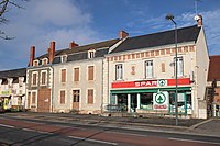 Magasin Spar à Culan (France).