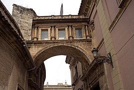 One of the few arch-bridges that links the cathedral with neighboring buildings. This one built in 1666.