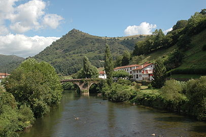 Le pont Noblia sur la Nive.