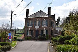 The town hall in Espaubourg