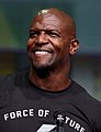 Terry Crews interpreta Terry Jeffords.