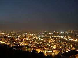 韦里亚夜景