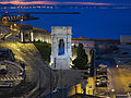 Arco di Traiano e Arco Clementino visti dal Duomo all'imbrunire