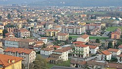 View of Creazzo from the borough of Olmo